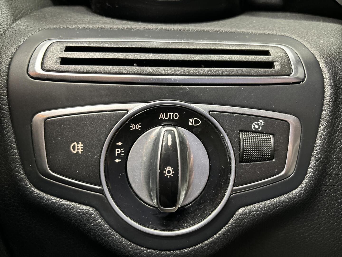 MERCEDES-BENZ C 2015