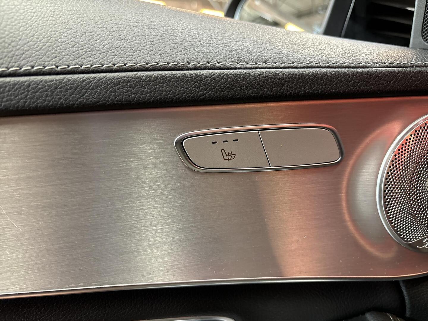 MERCEDES-BENZ C 2015
