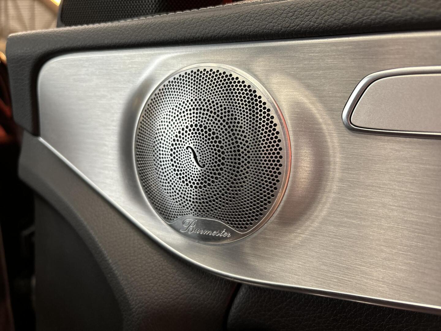 MERCEDES-BENZ C 2015