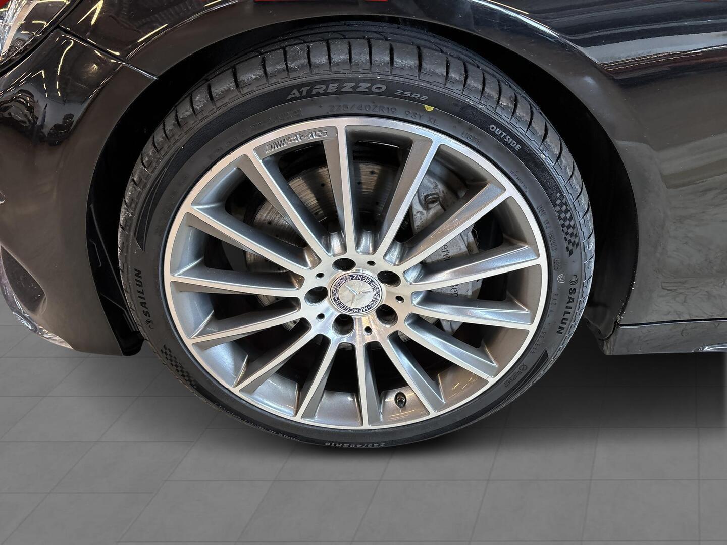 MERCEDES-BENZ C 2015