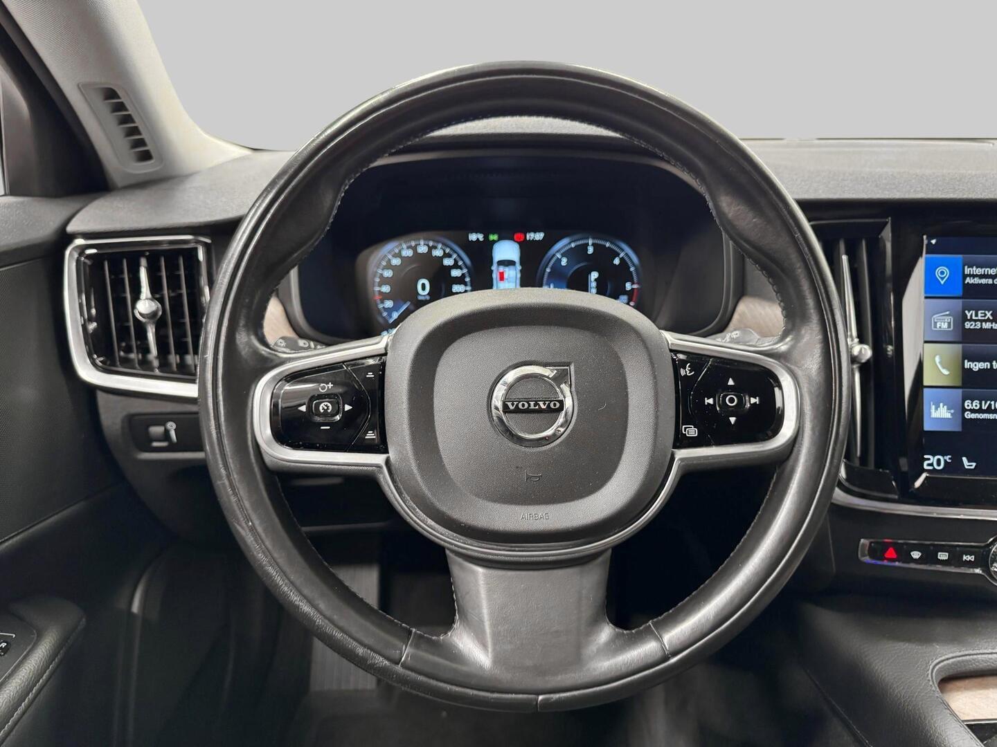 VOLVO V90 2017