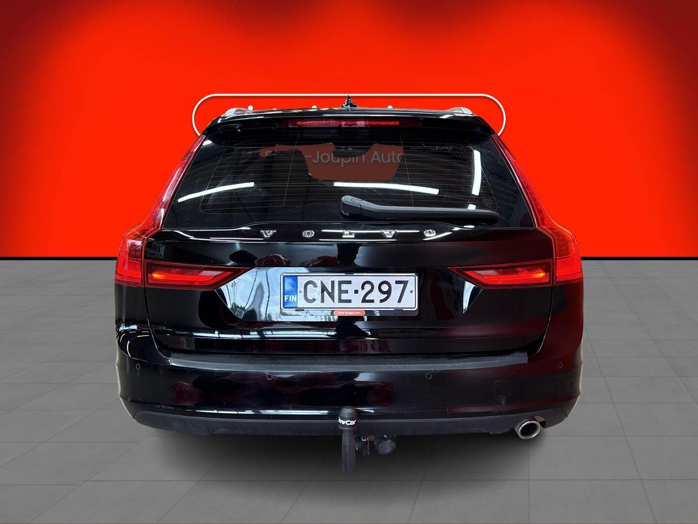 VOLVO V90 2019