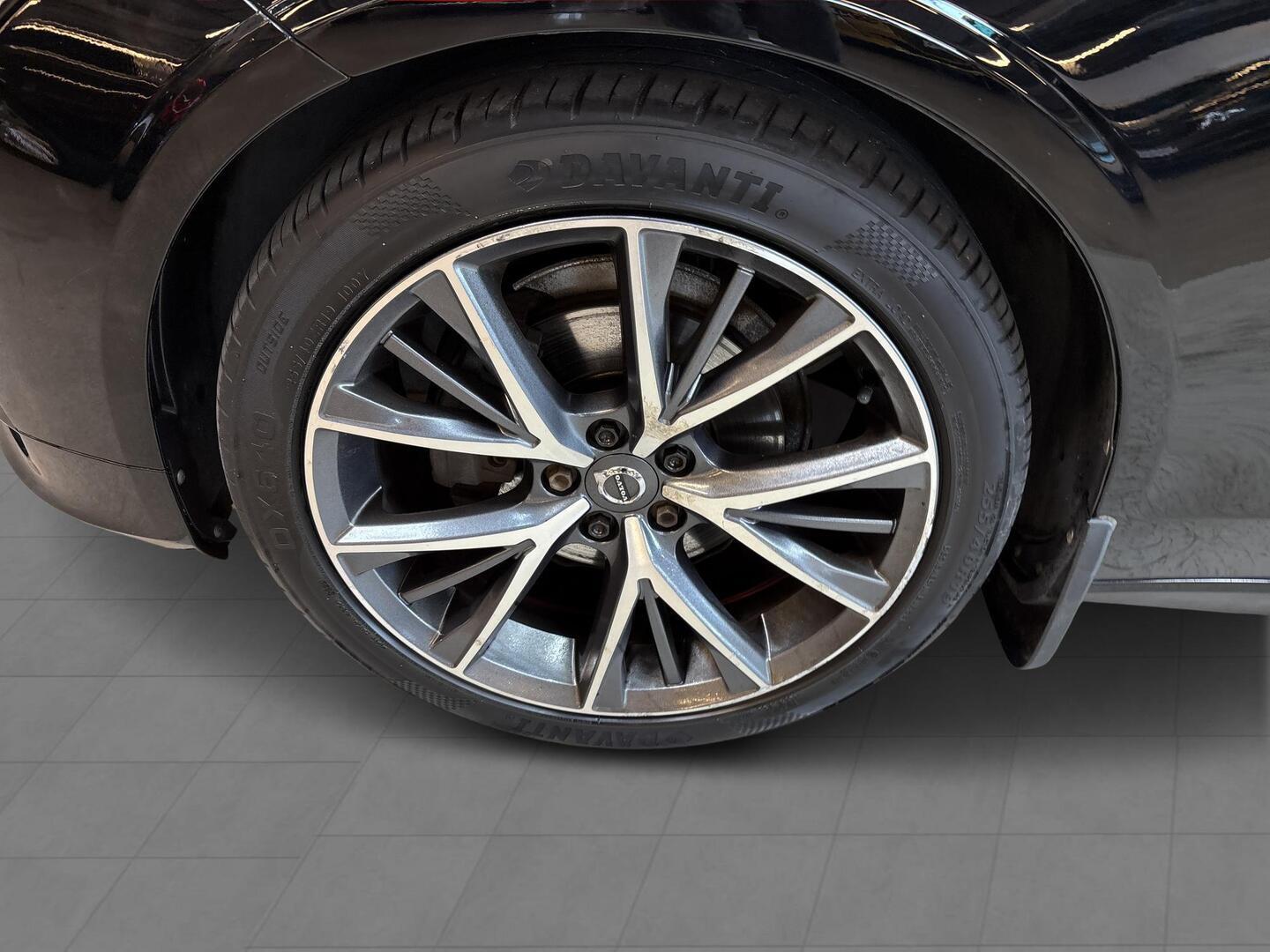 VOLVO V90 2019