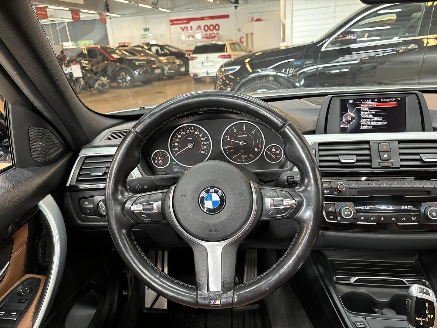 BMW 320 2016