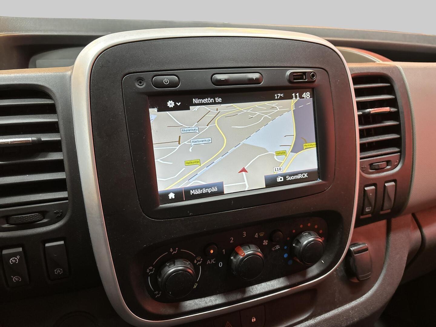 RENAULT TRAFIC 2020