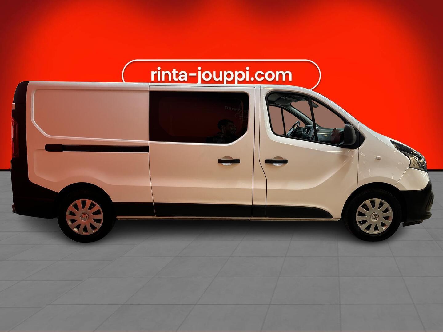 RENAULT TRAFIC 2020