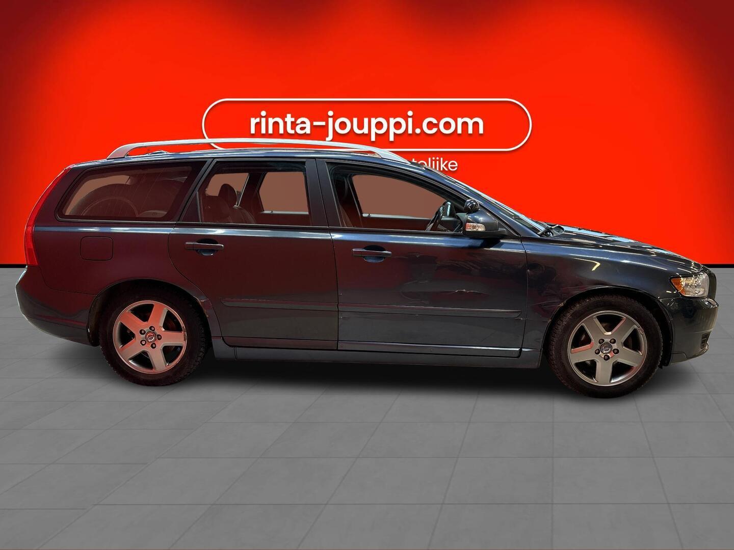VOLVO V50 2011