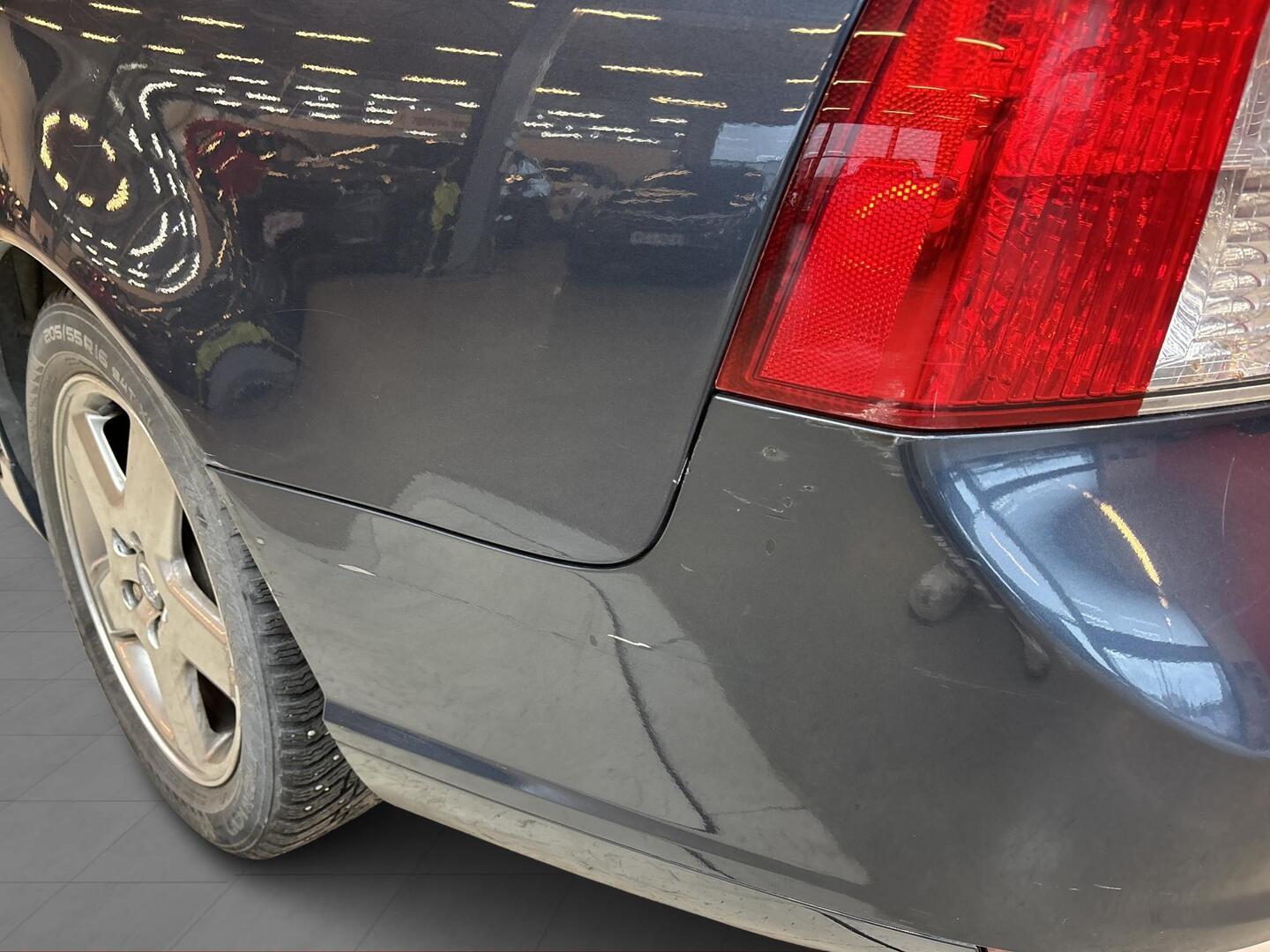 VOLVO V50 2011