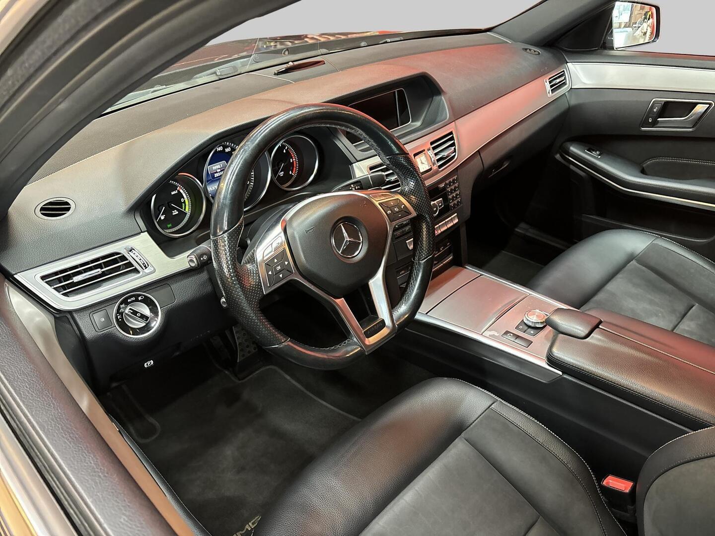 MERCEDES-BENZ E 2014