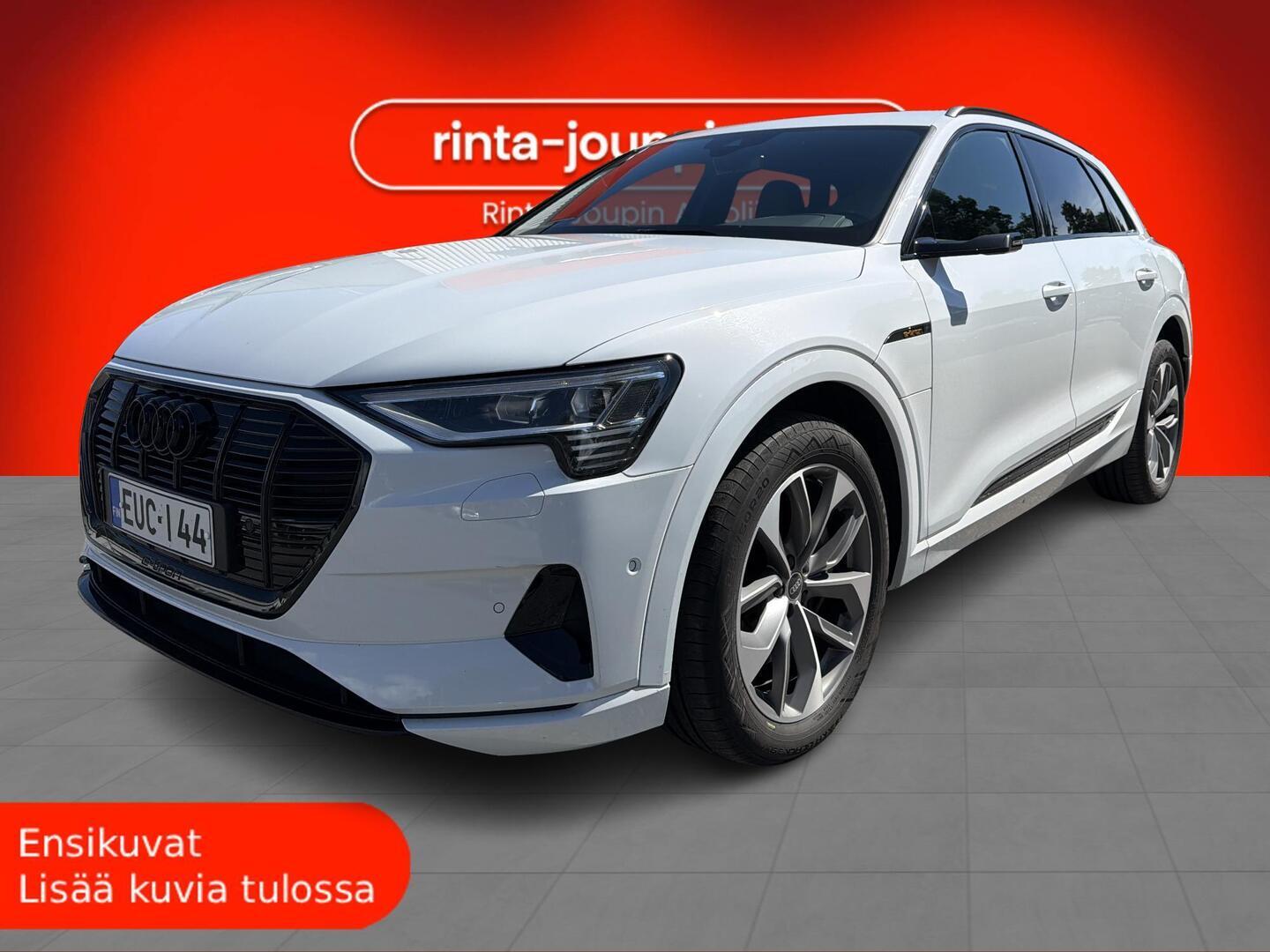 AUDI e-tron 2022