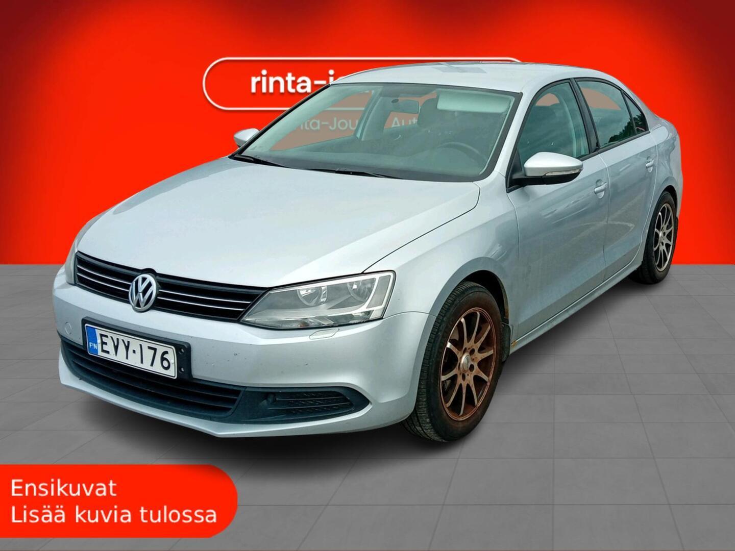 VOLKSWAGEN Jetta 2012