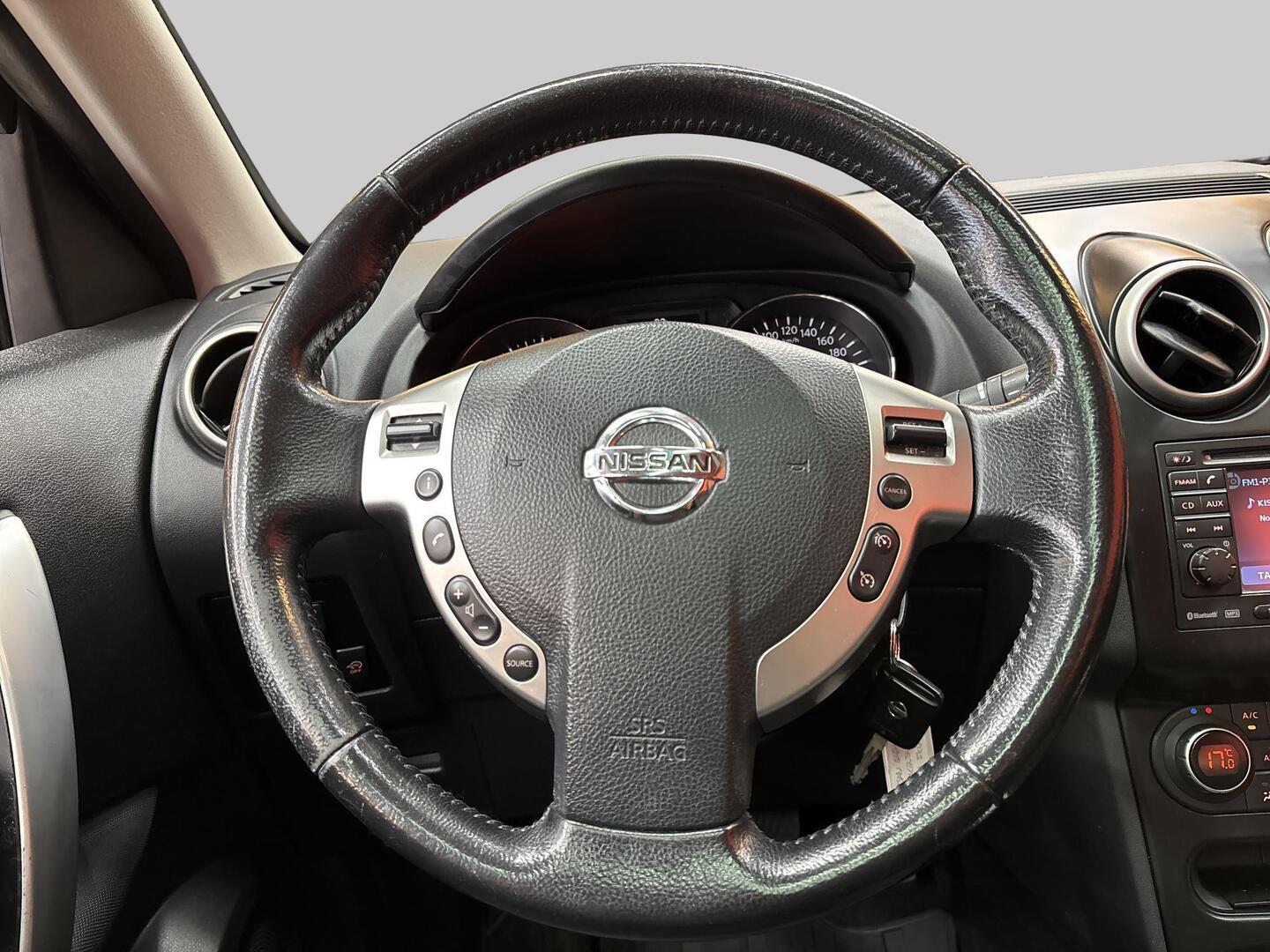NISSAN Qashqai 2011