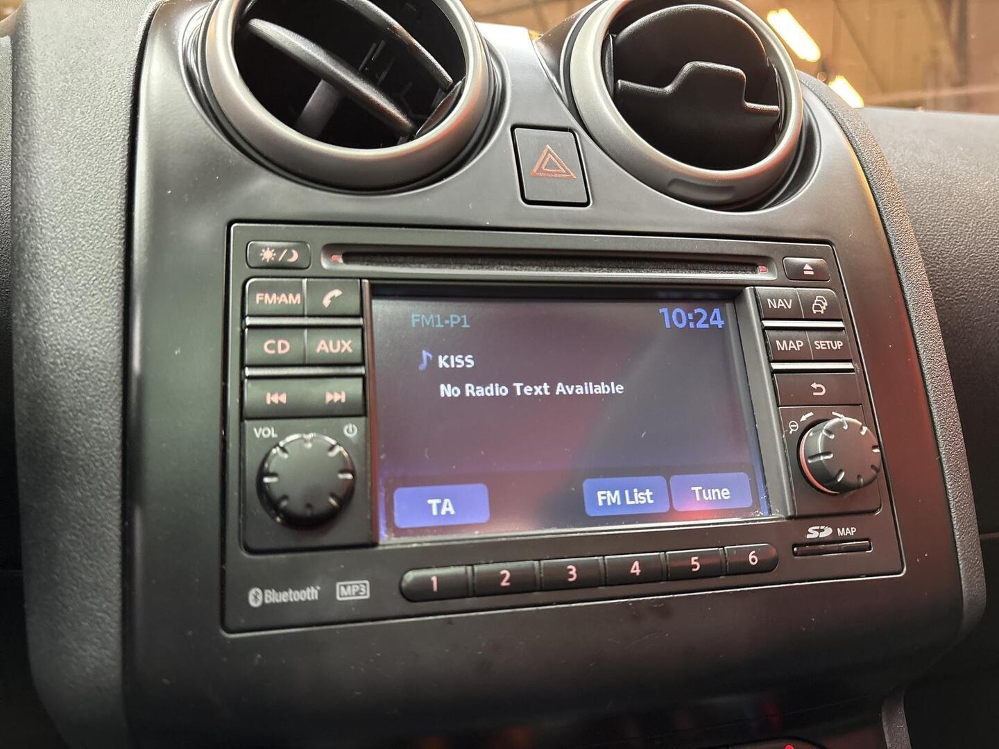 NISSAN Qashqai 2011