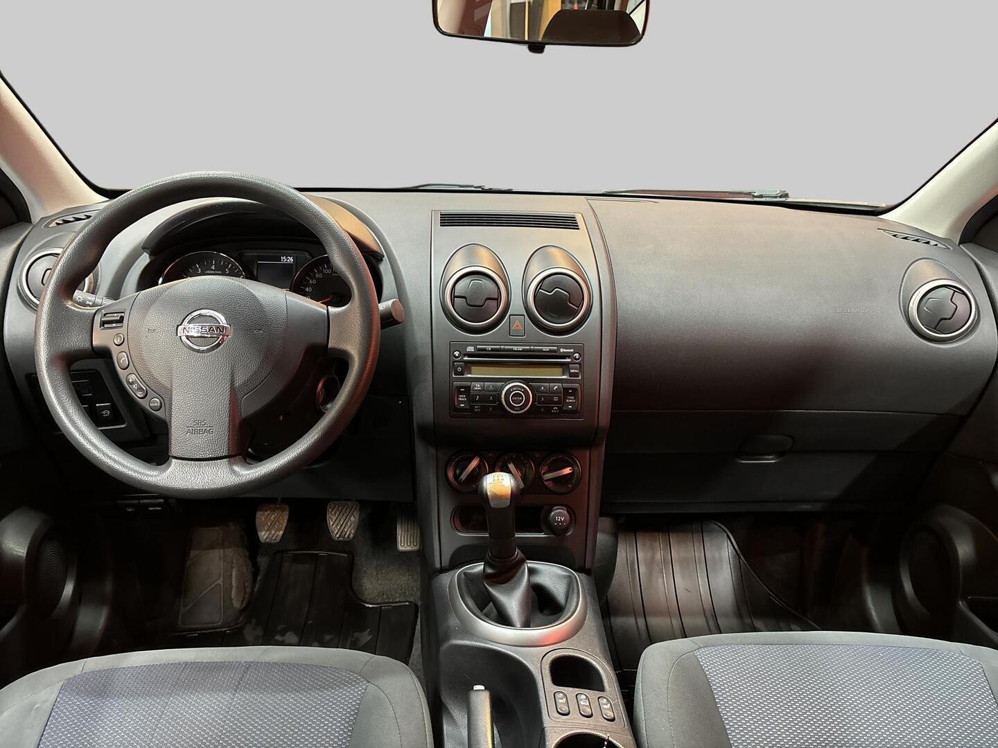 NISSAN Qashqai 2011