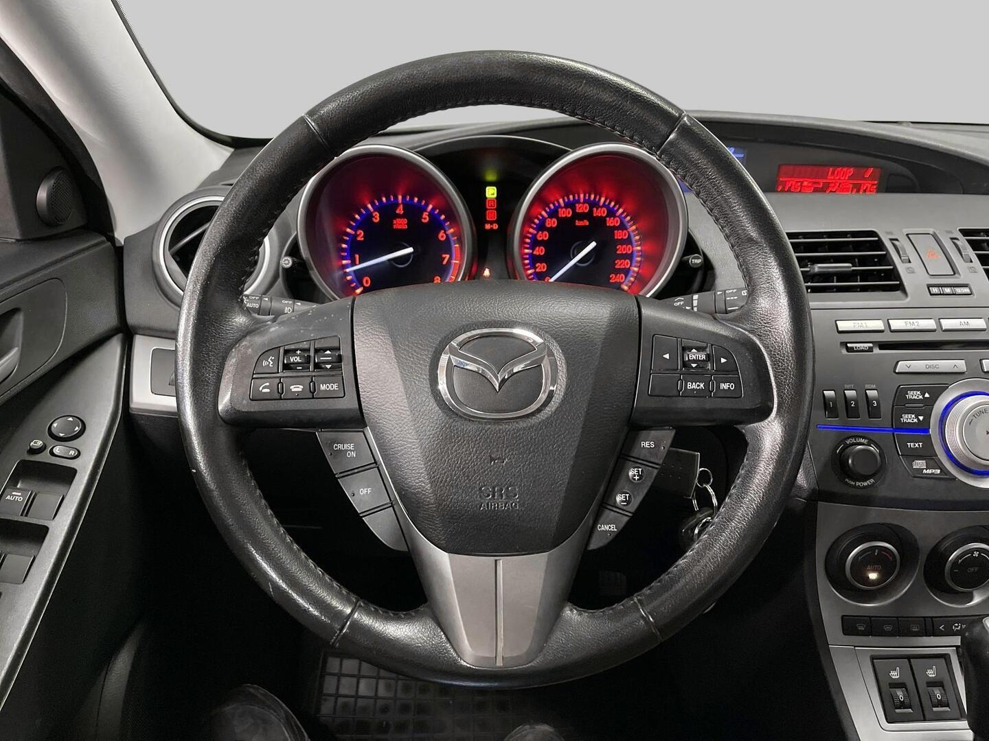 MAZDA Mazda3 2012