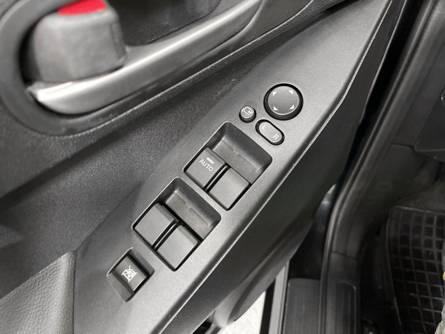 MAZDA Mazda3 2012