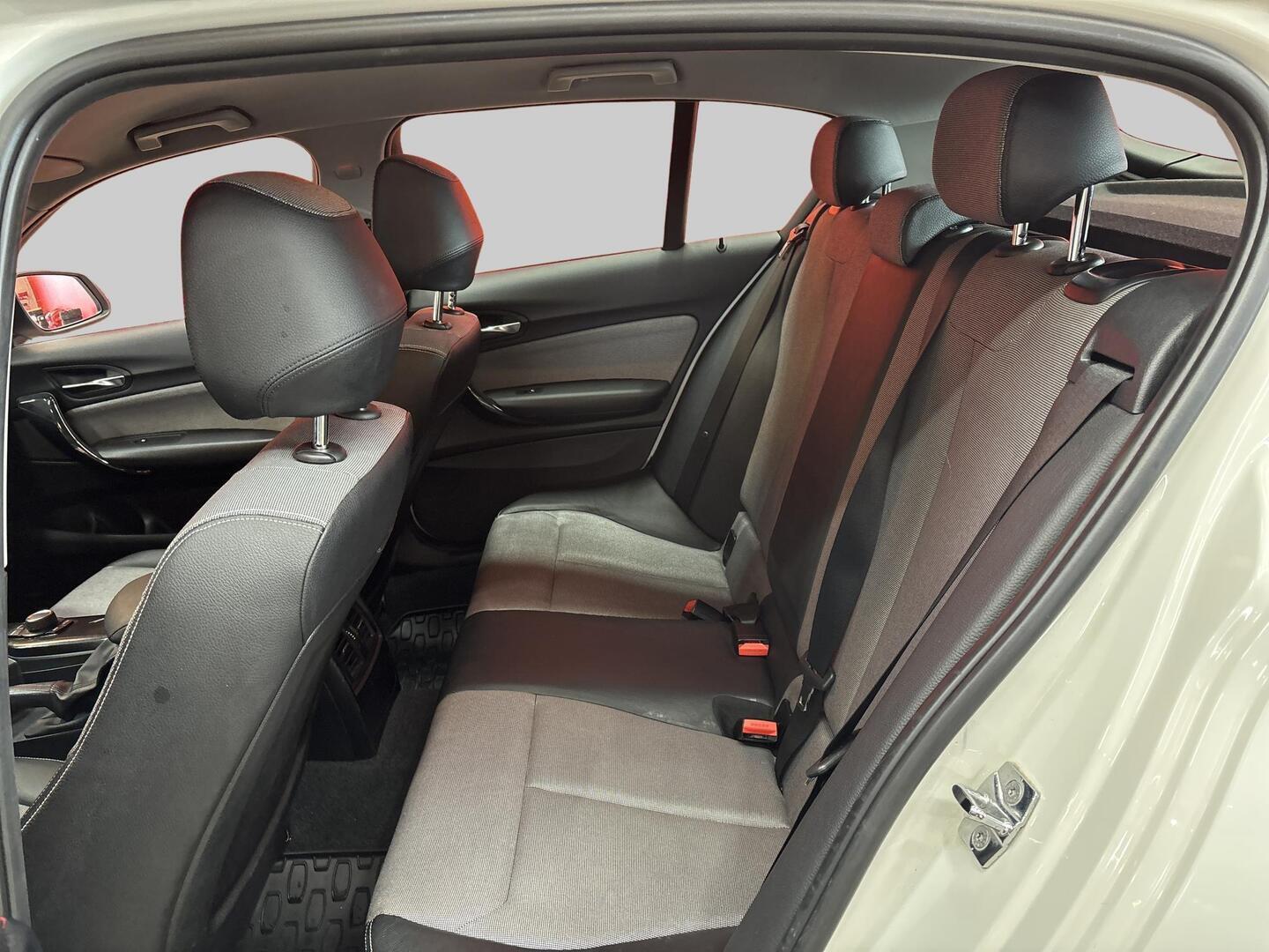 BMW 114 2012