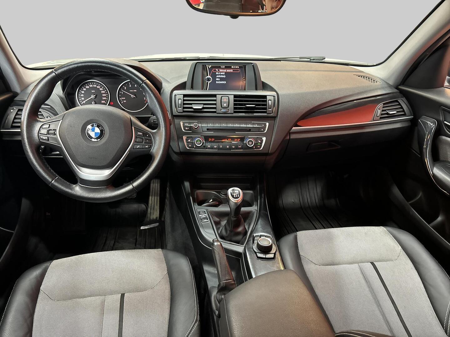 BMW 114 2012