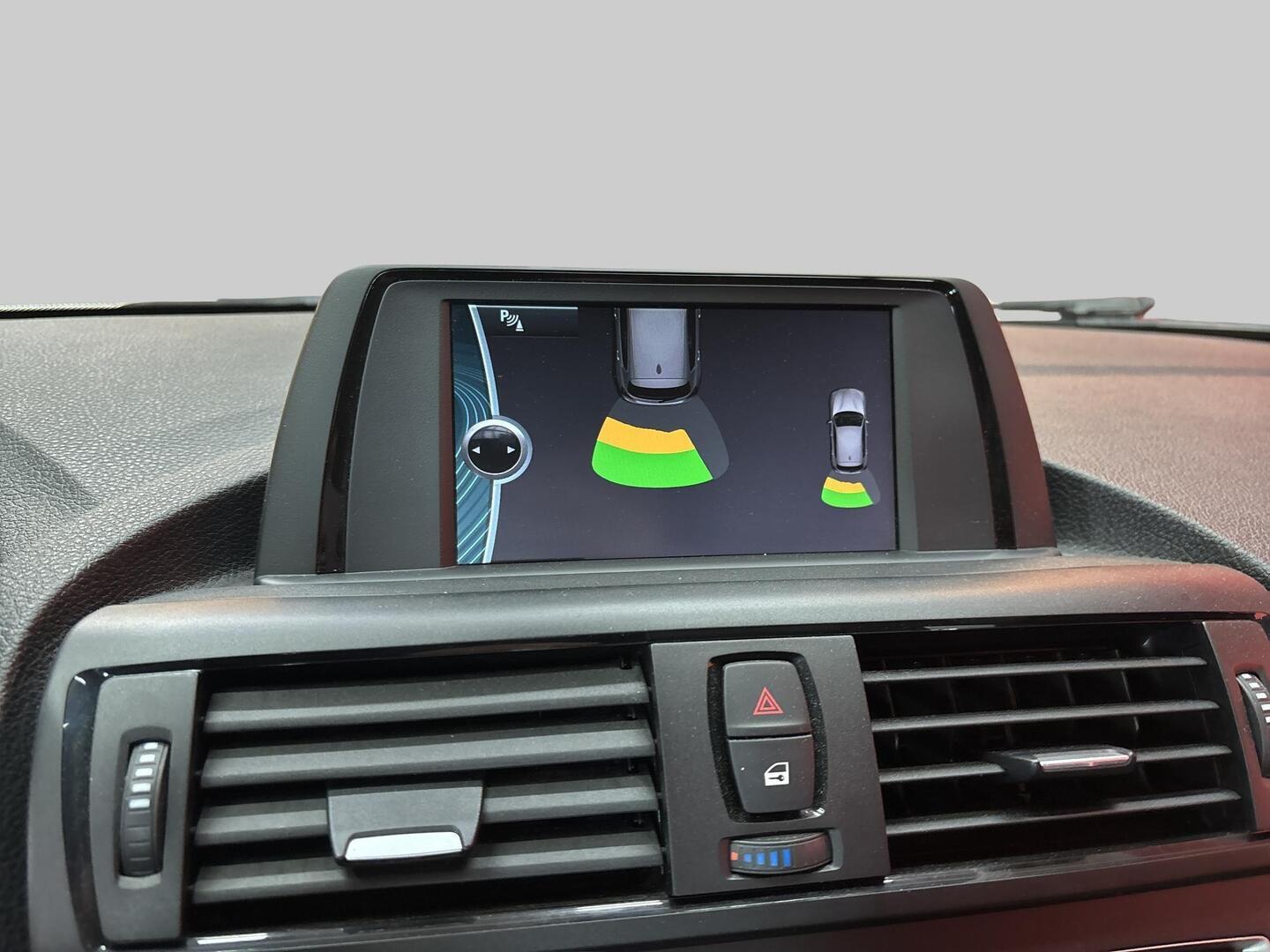 BMW 114 2012