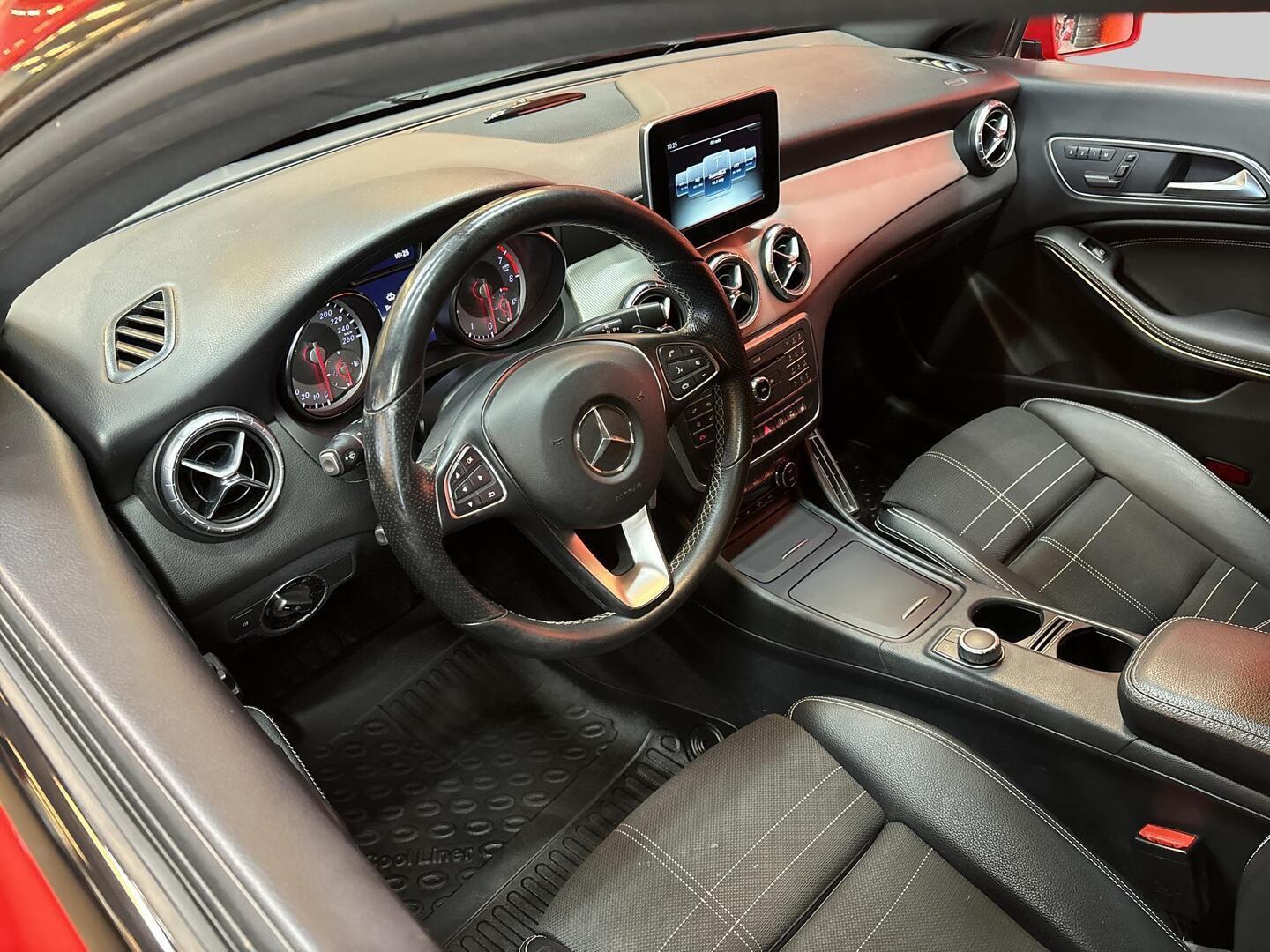 MERCEDES-BENZ CLA 2016