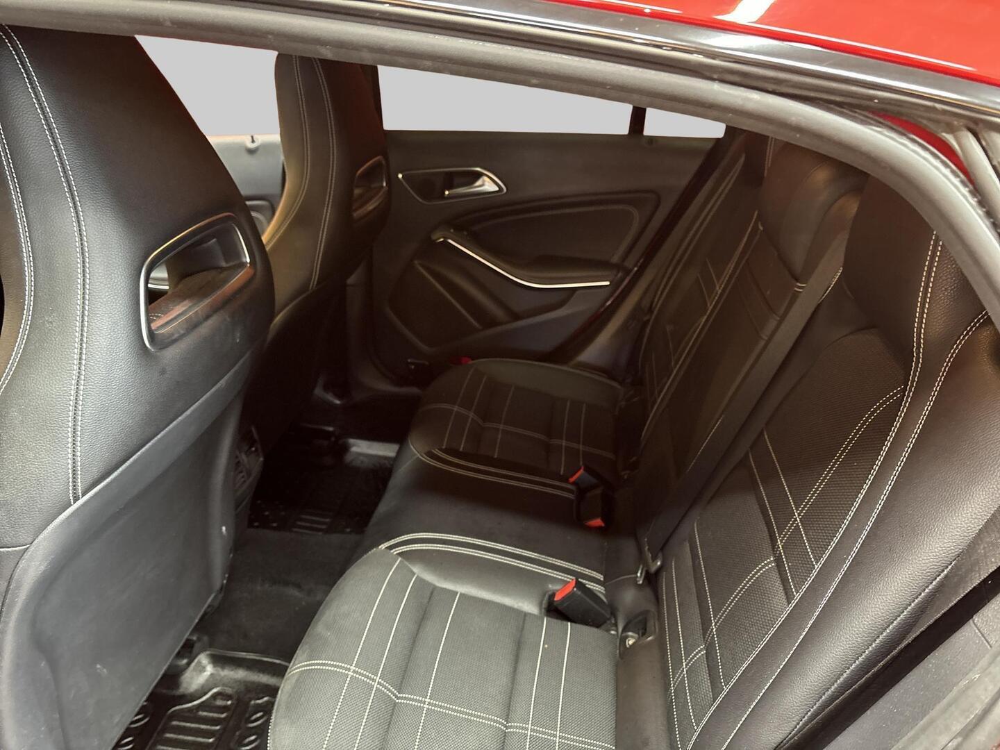 MERCEDES-BENZ CLA 2016