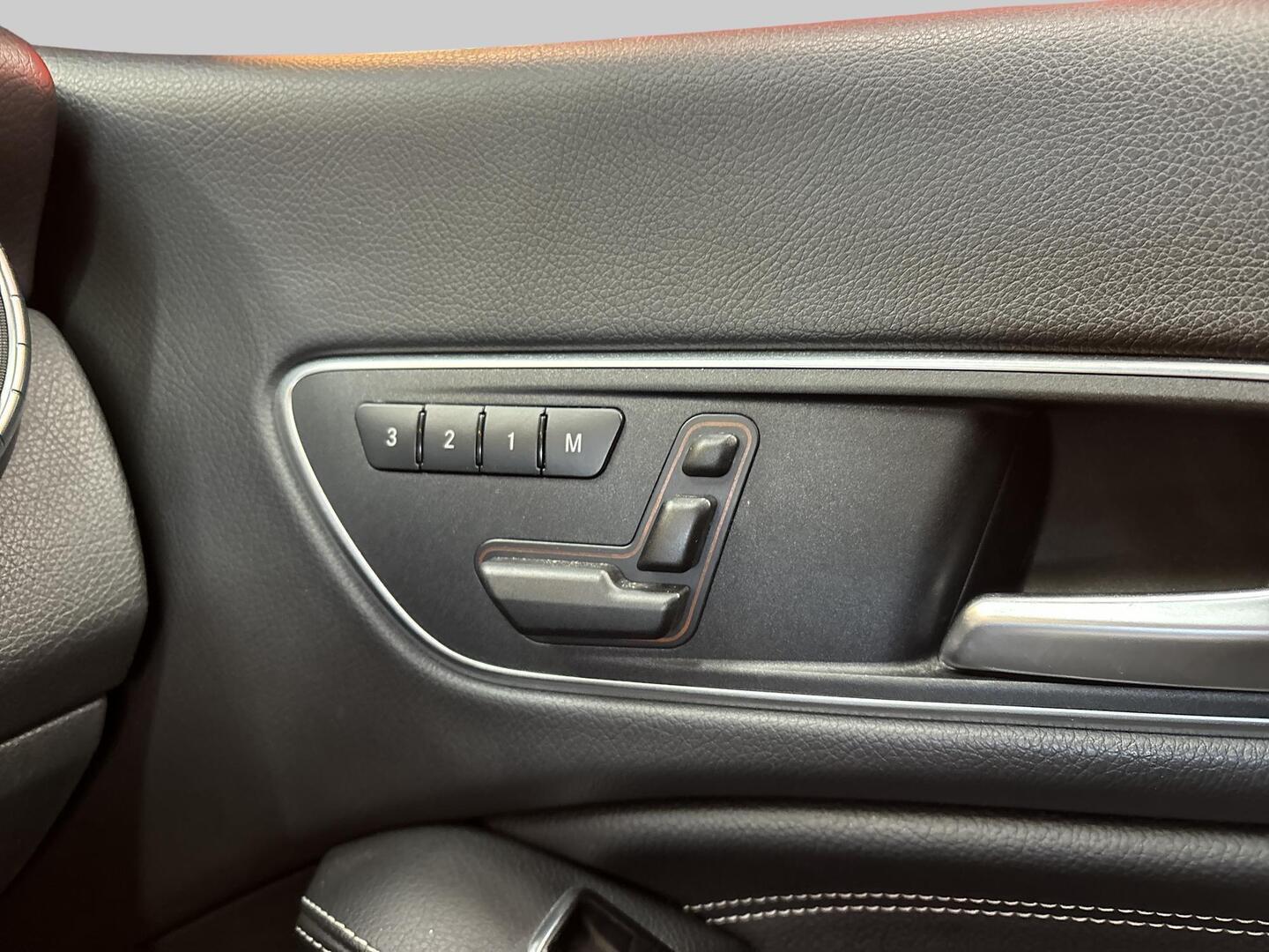 MERCEDES-BENZ CLA 2016