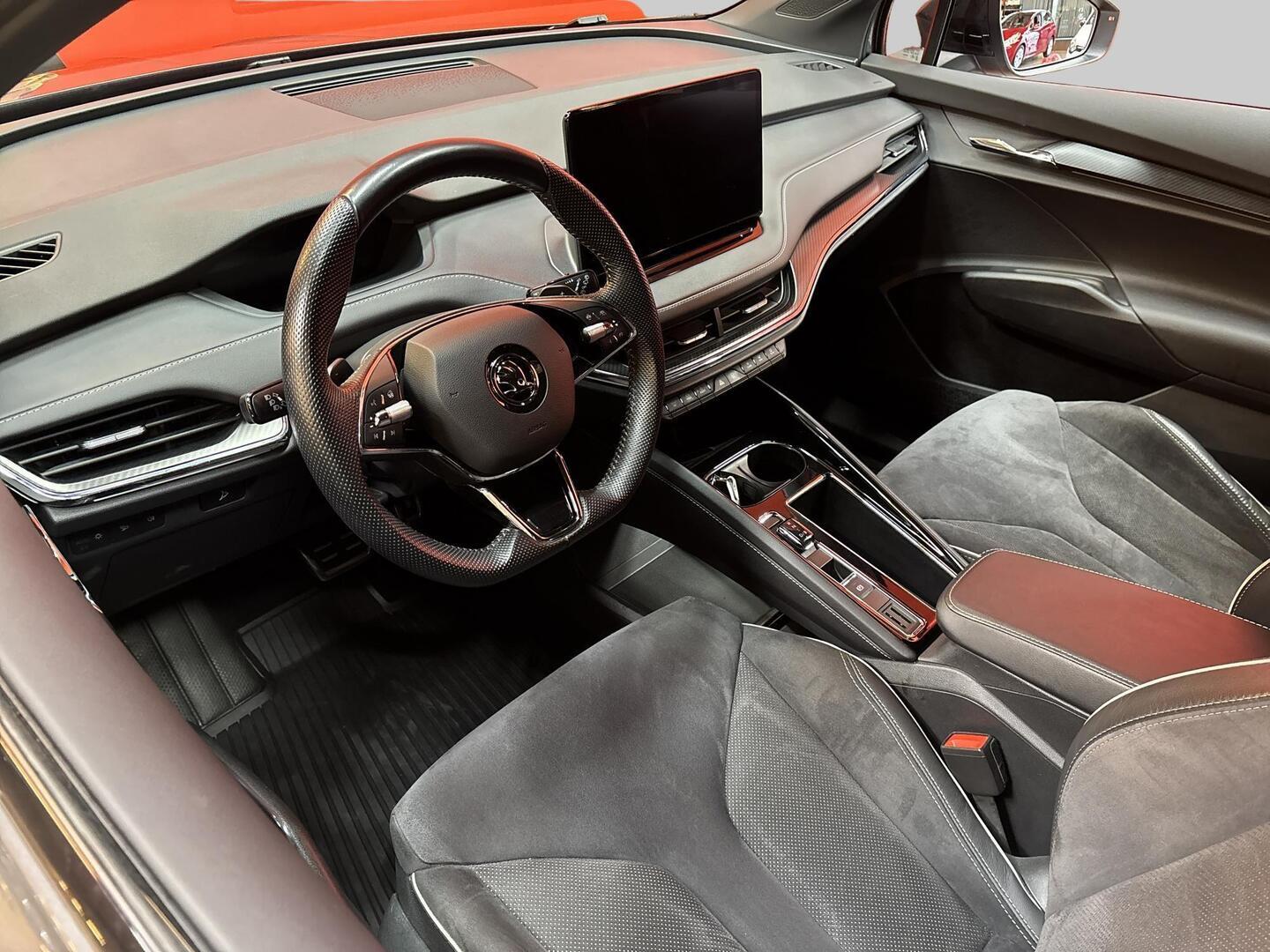 SKODA Enyaq 2022