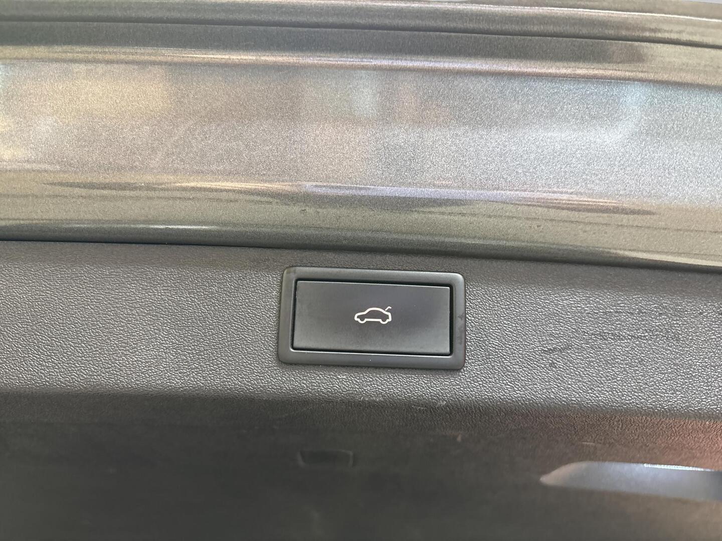 SKODA Enyaq 2022