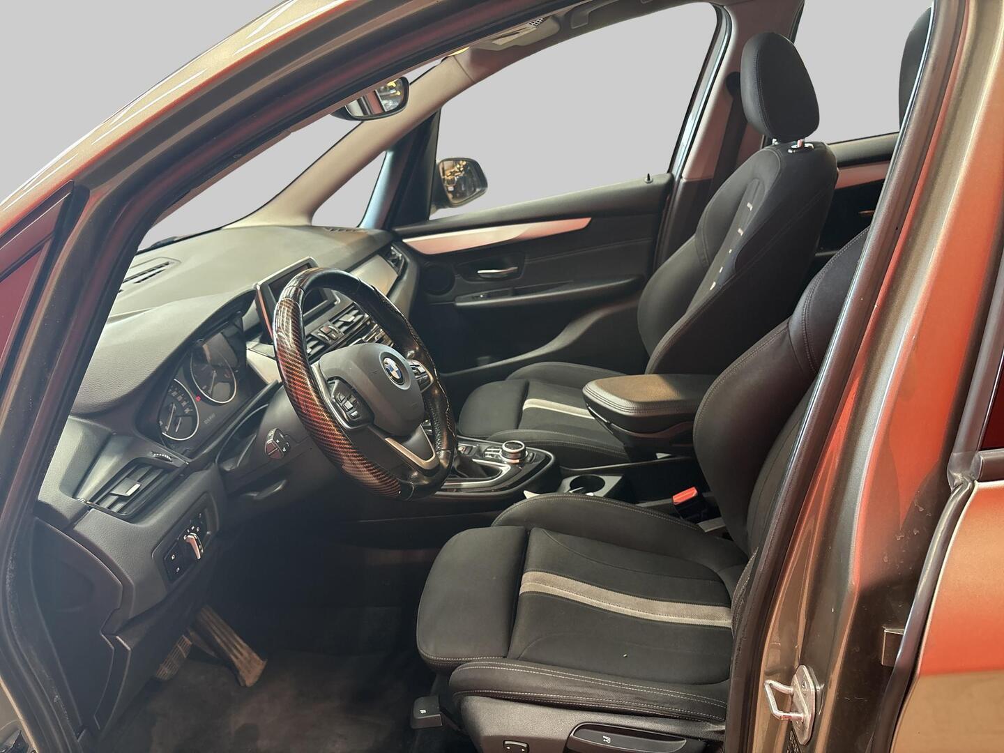 BMW 220 2016