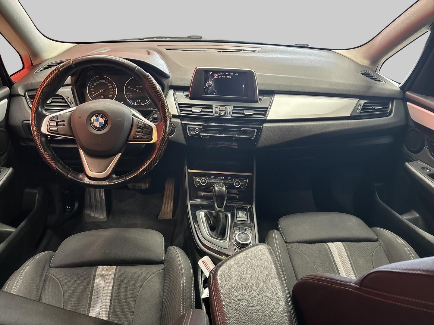 BMW 220 2016