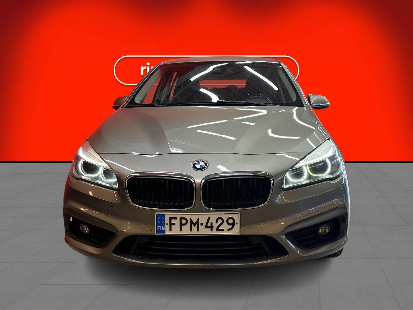 BMW 220 2016