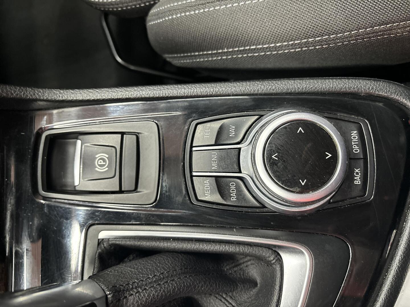 BMW 220 2016