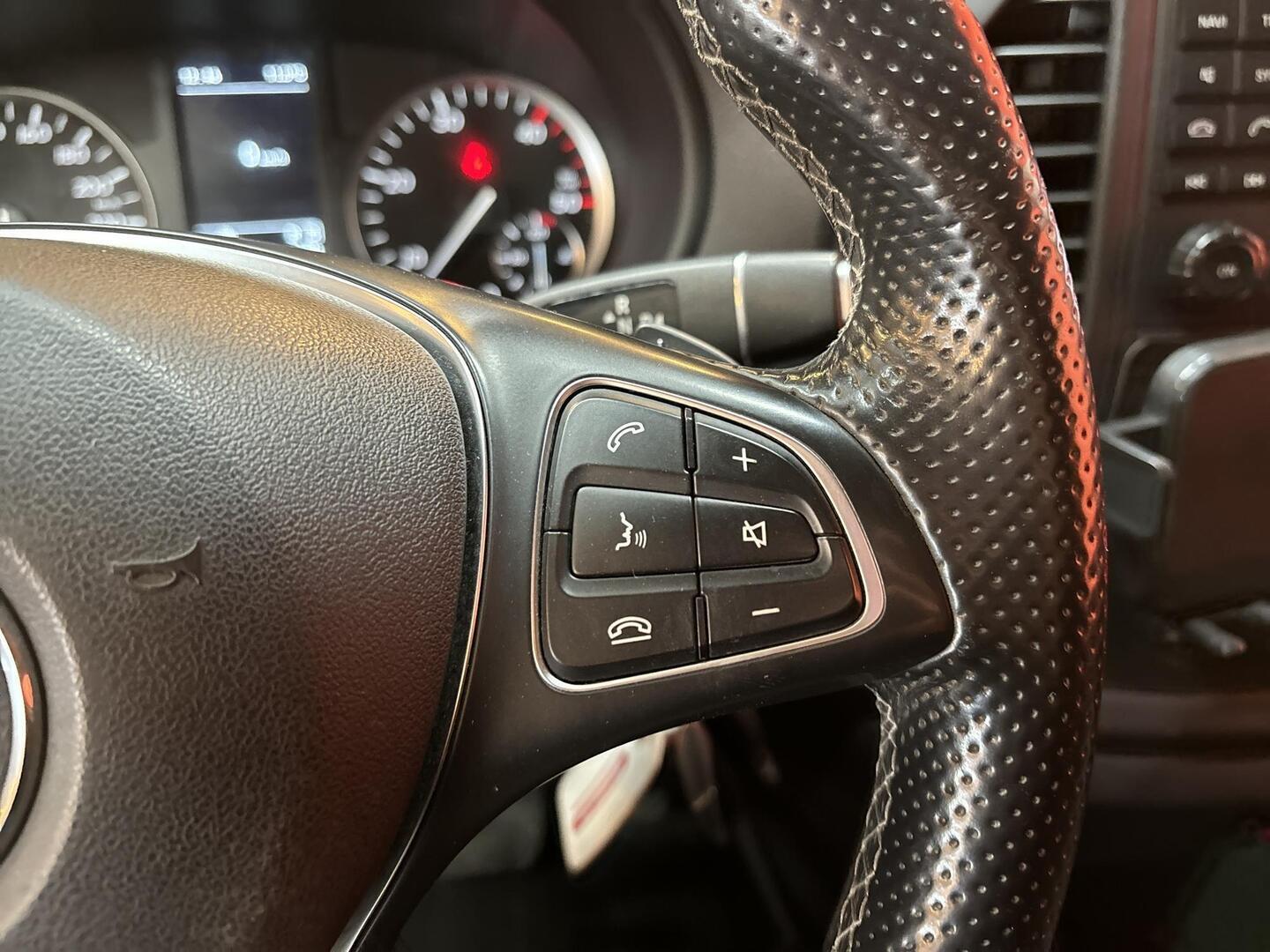 MERCEDES-BENZ Vito 2017