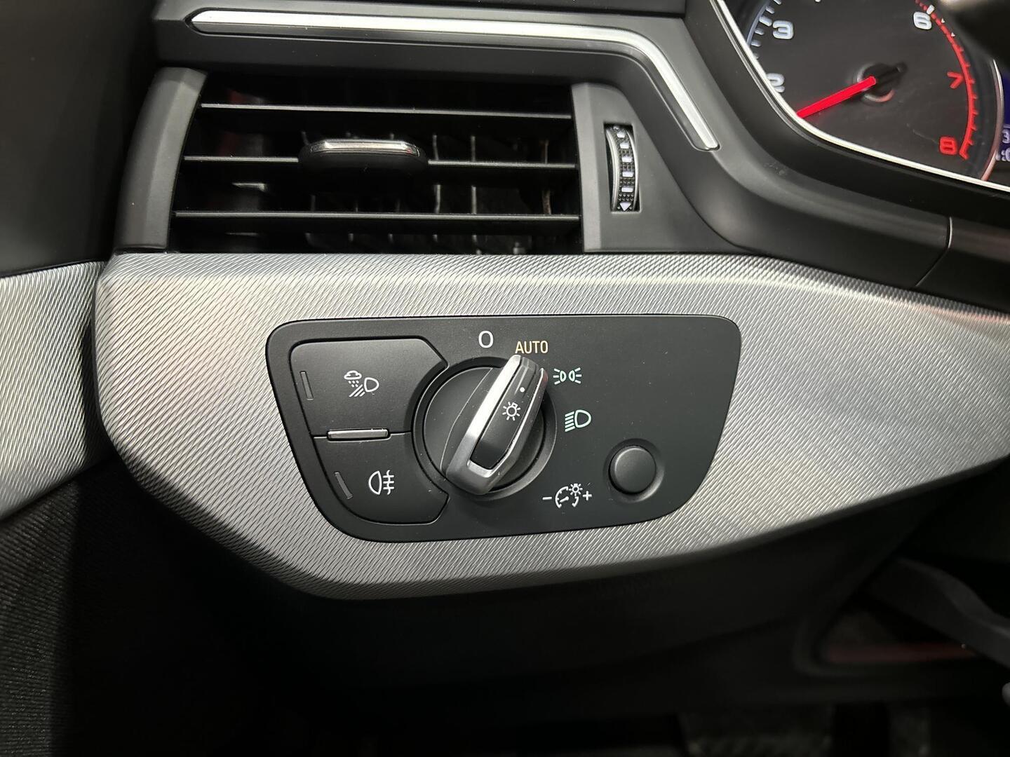 AUDI A5 2021