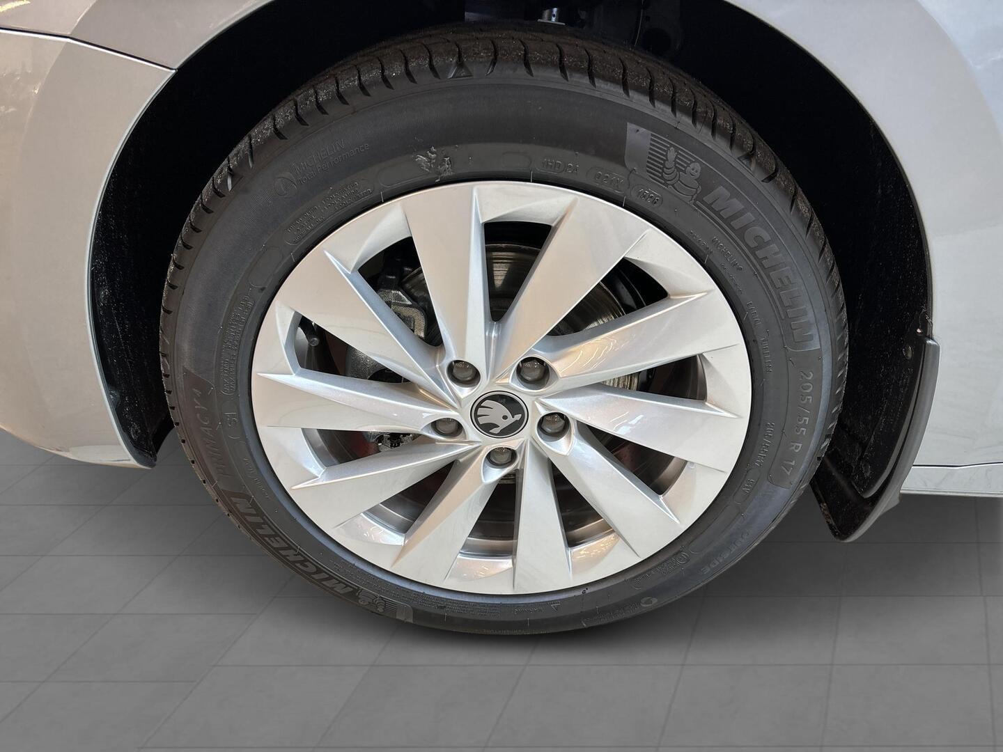 SKODA OCTAVIA 2026