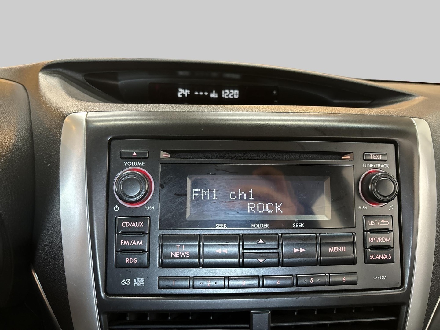 SUBARU FORESTER 2011