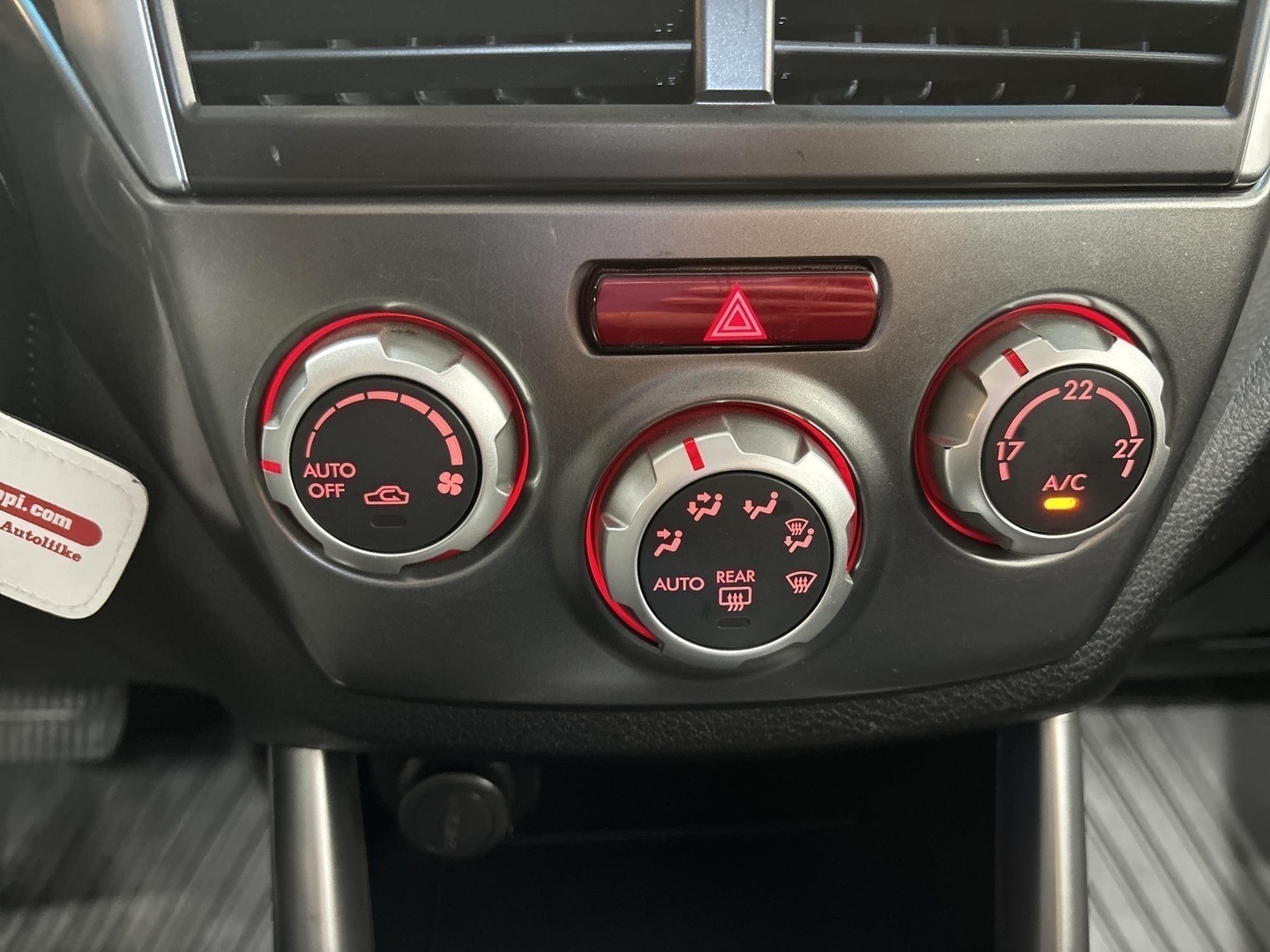 SUBARU FORESTER 2011