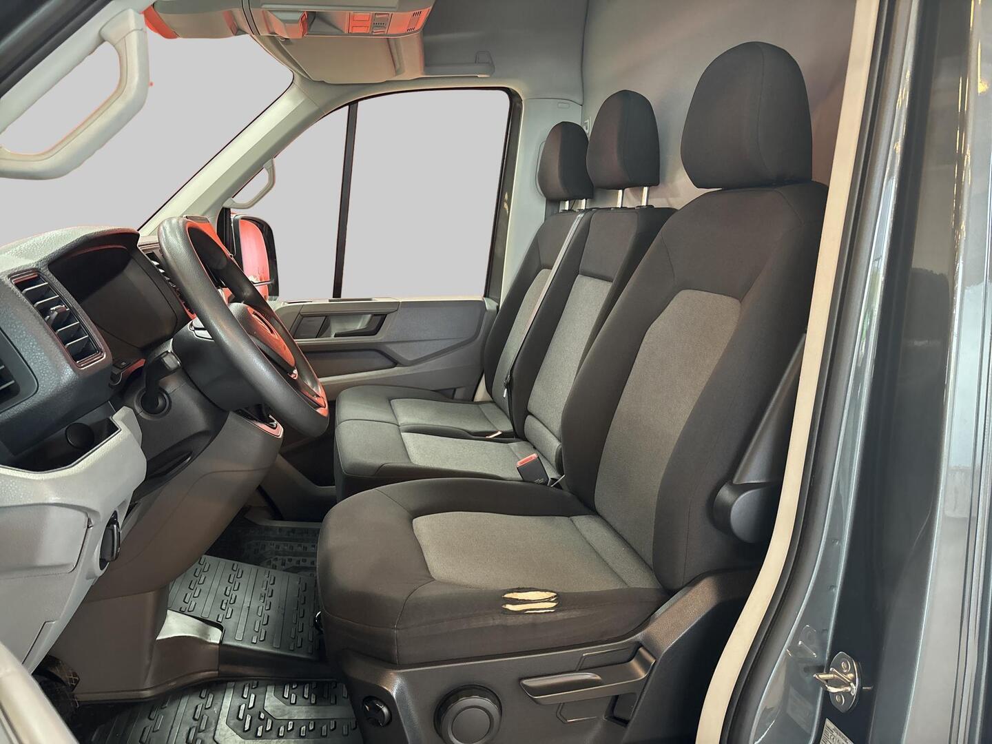 VOLKSWAGEN Crafter 2021