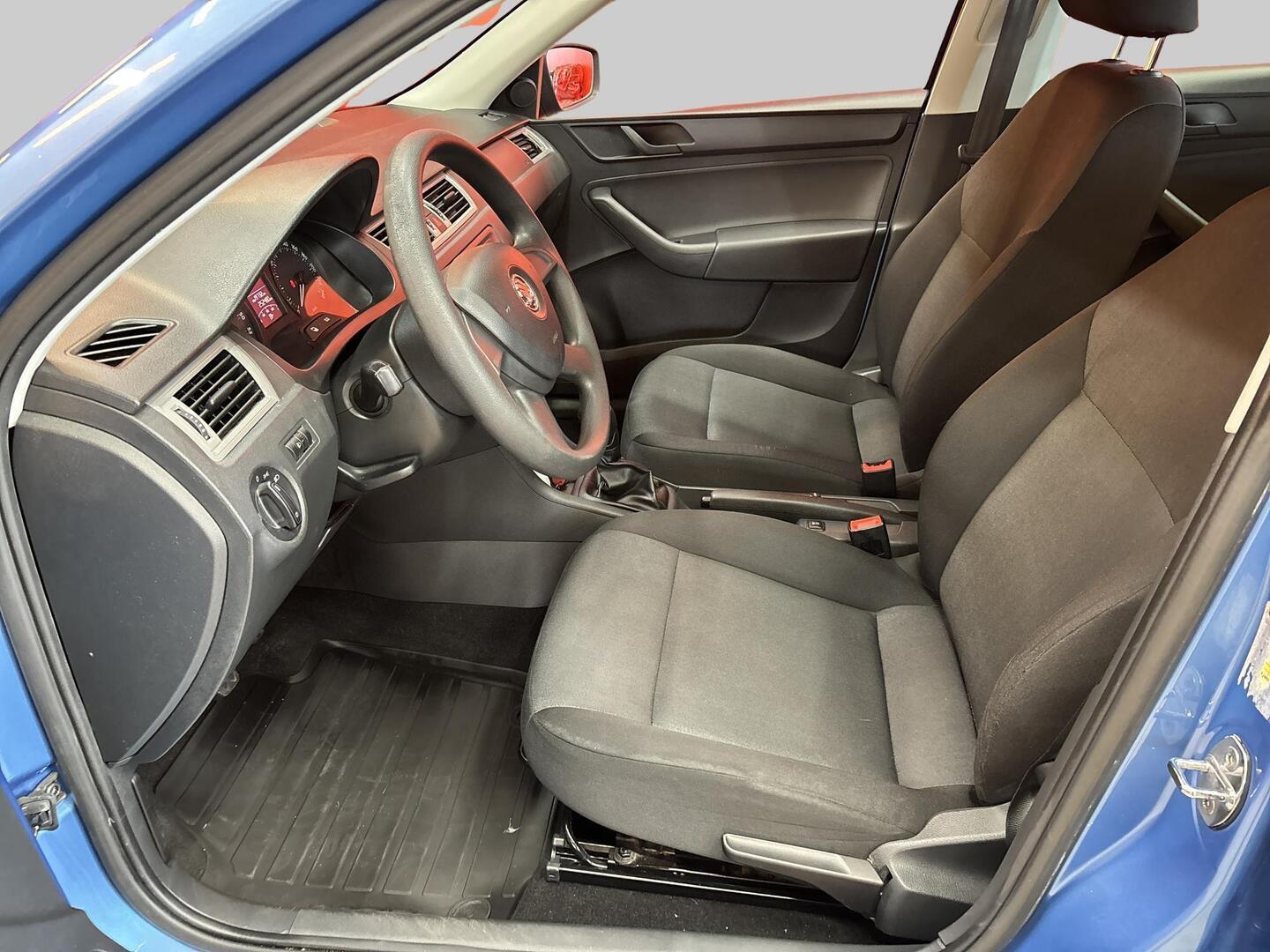 SKODA Rapid 2013