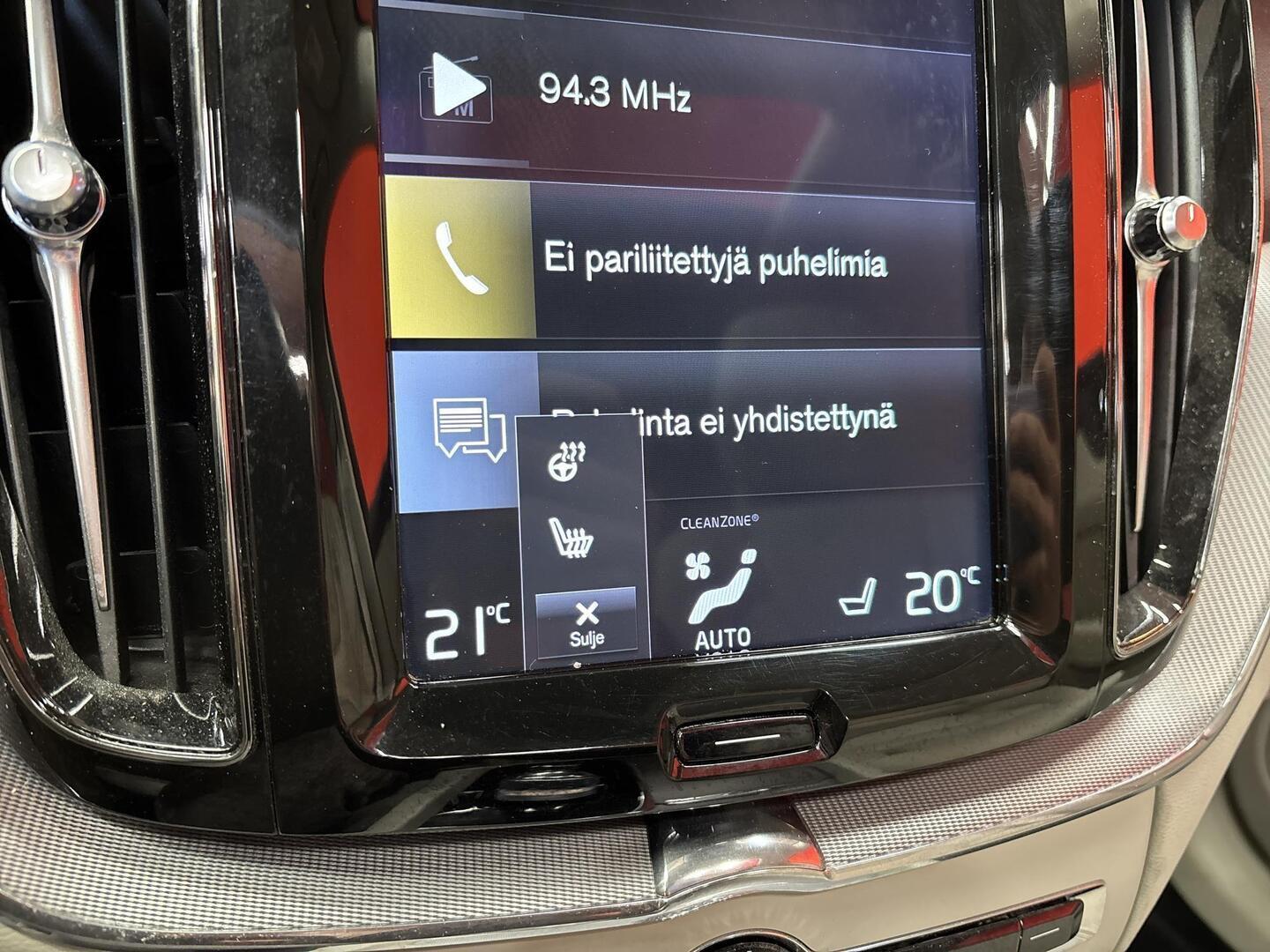 VOLVO XC60 2018