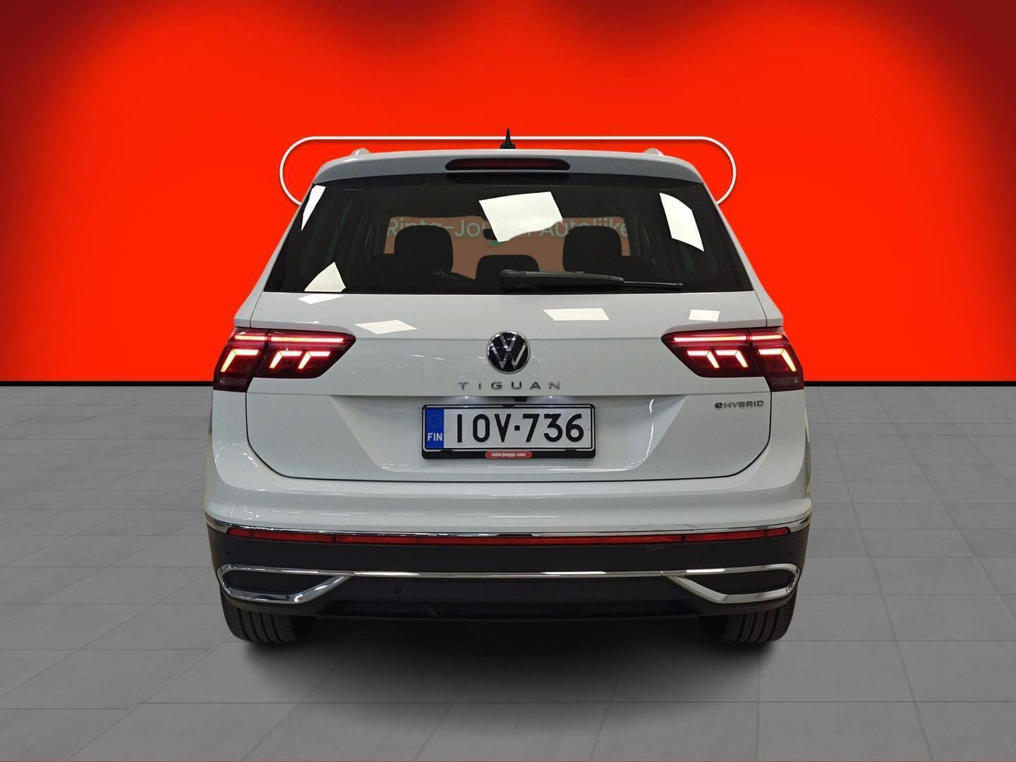 VOLKSWAGEN Tiguan 2021