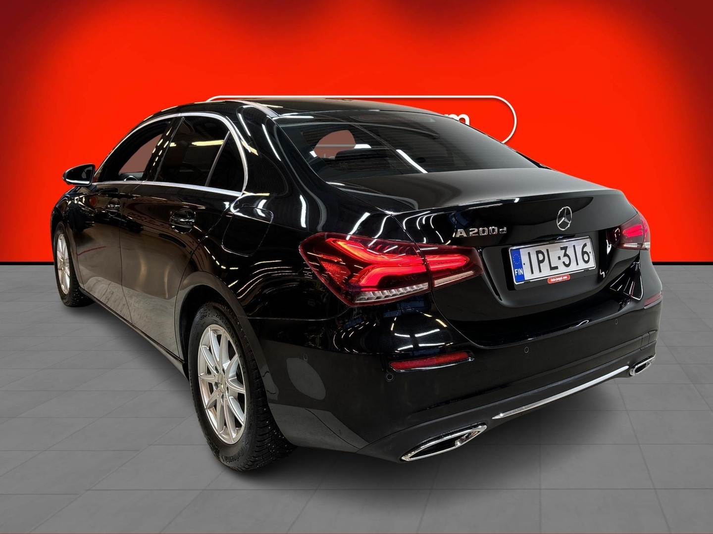 MERCEDES-BENZ A 2022