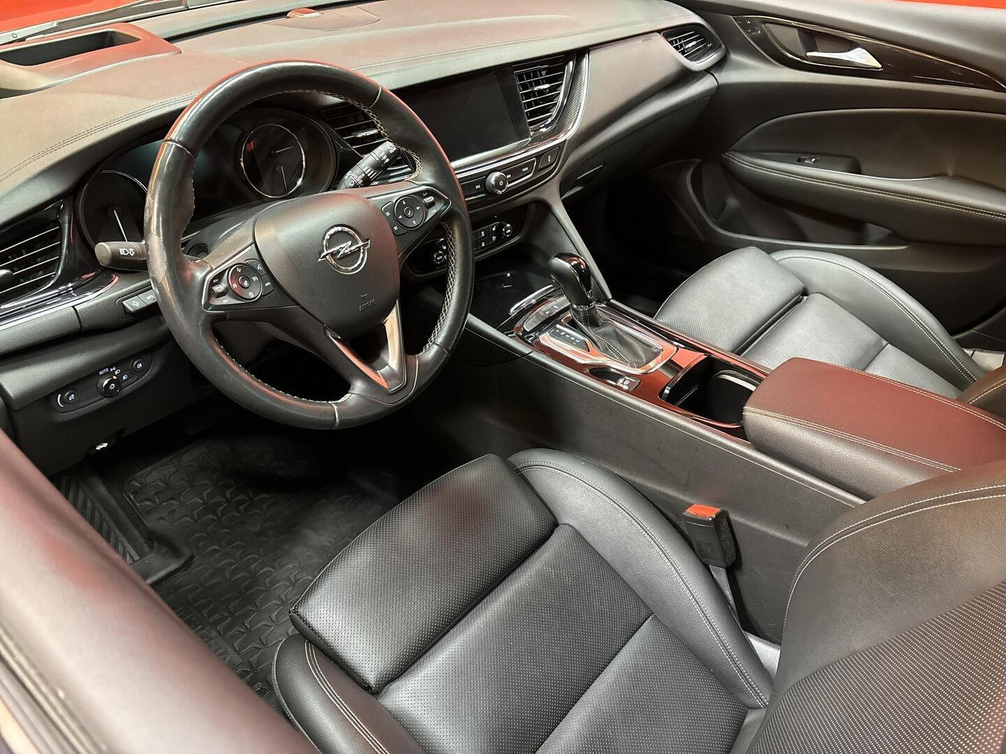 OPEL Insignia 2020