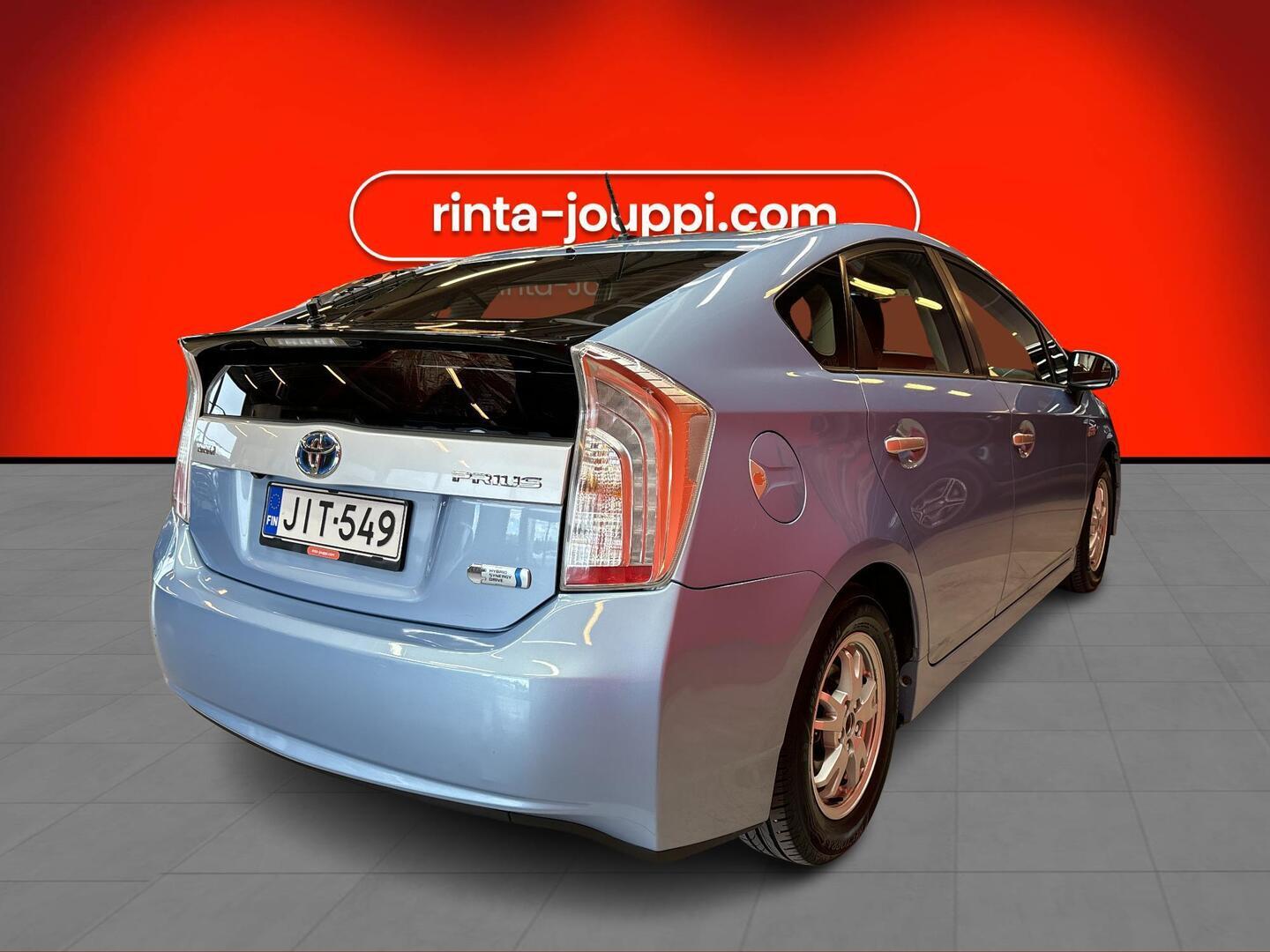 TOYOTA Prius PHEV 2012