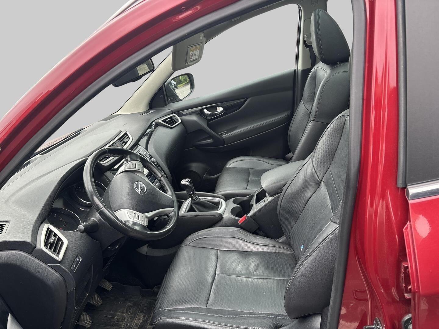 NISSAN Qashqai 2014