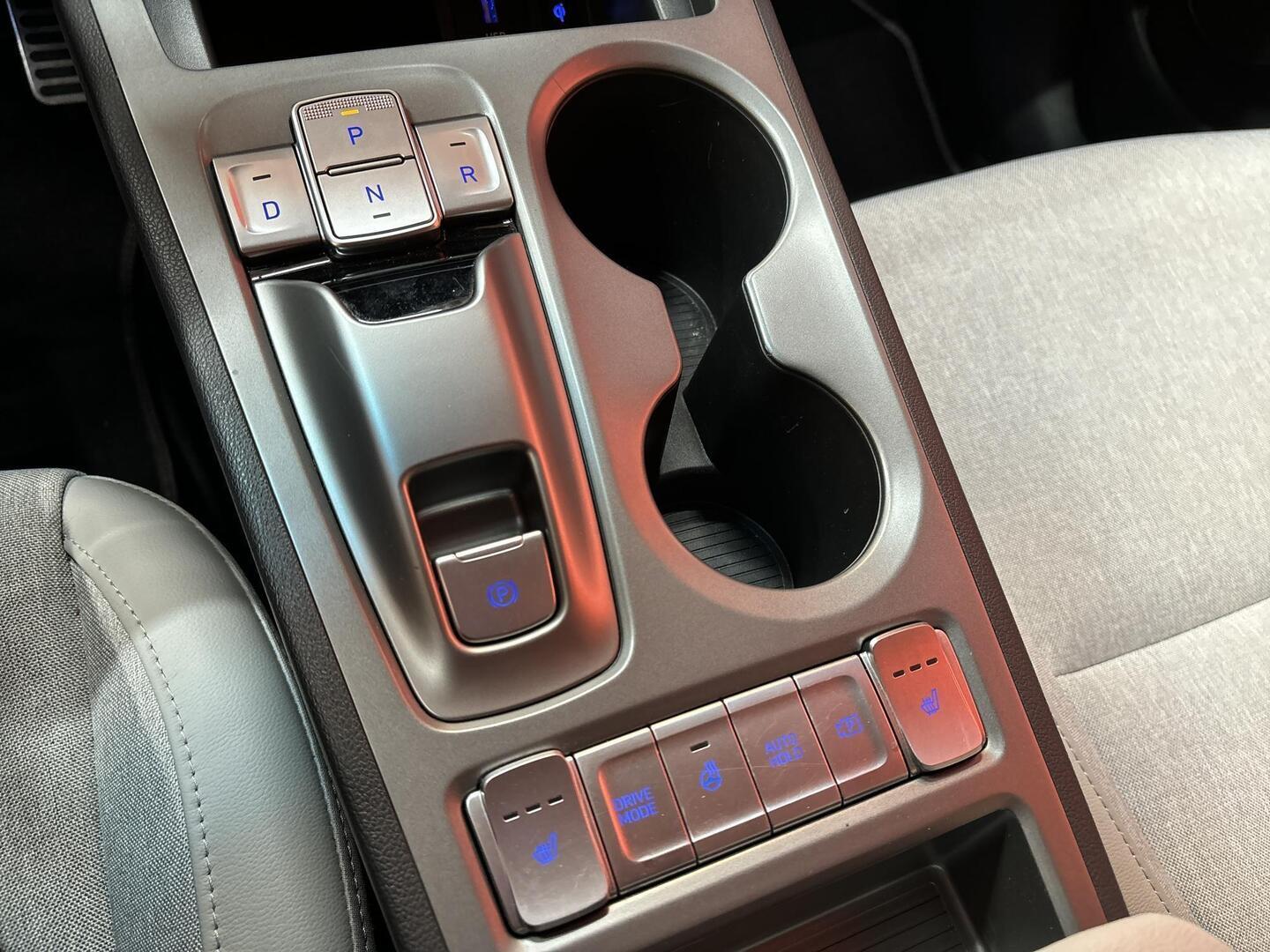 HYUNDAI KONA 2023