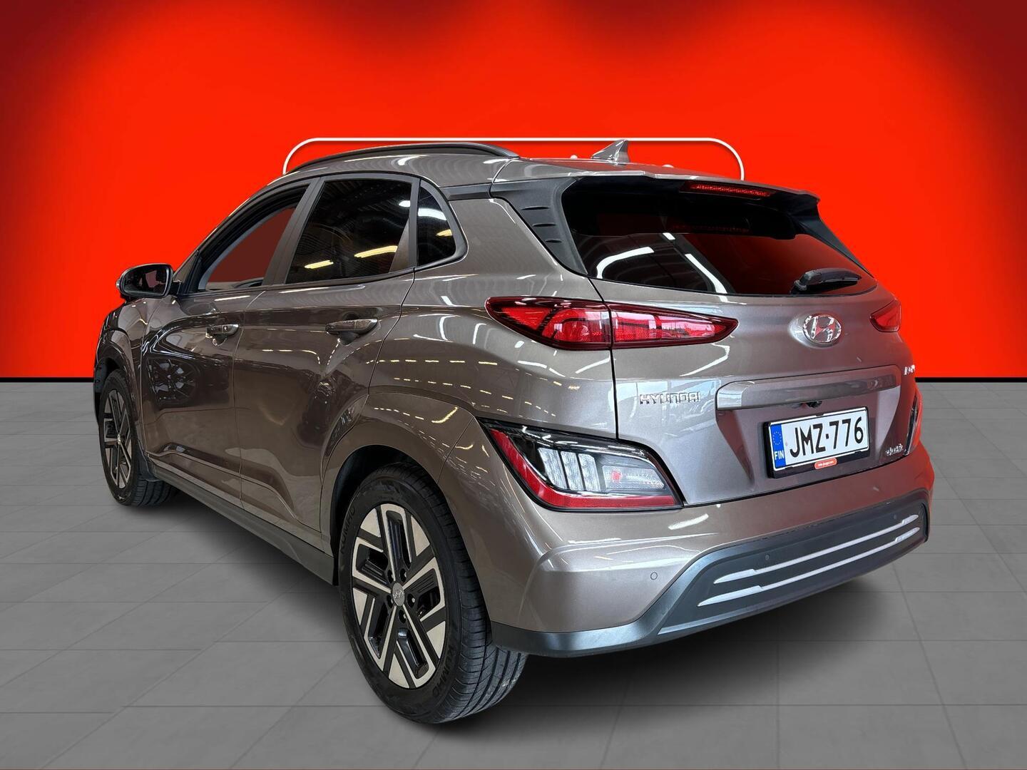 HYUNDAI KONA 2023