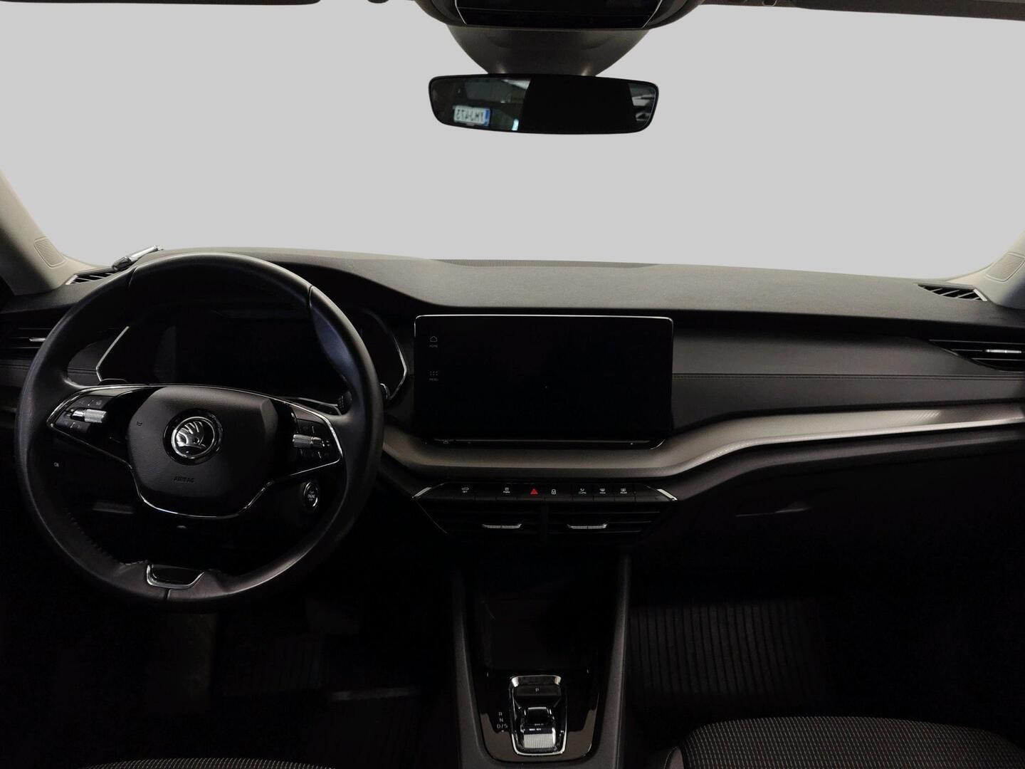 SKODA OCTAVIA 2024