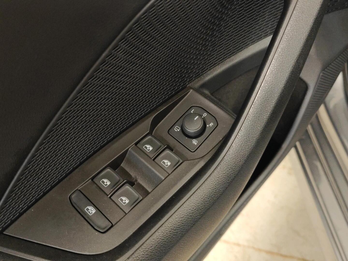 SKODA OCTAVIA 2024