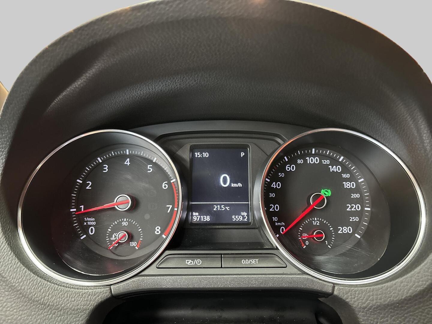 VOLKSWAGEN Polo 2017